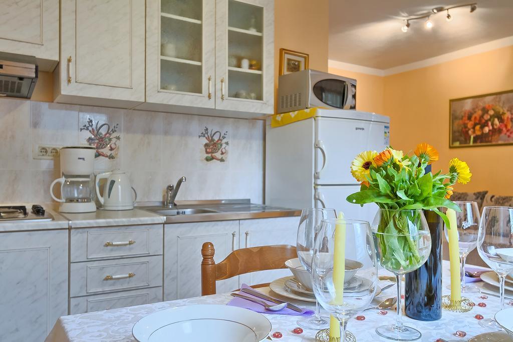 Apartments Valoda Nedeščina المظهر الخارجي الصورة