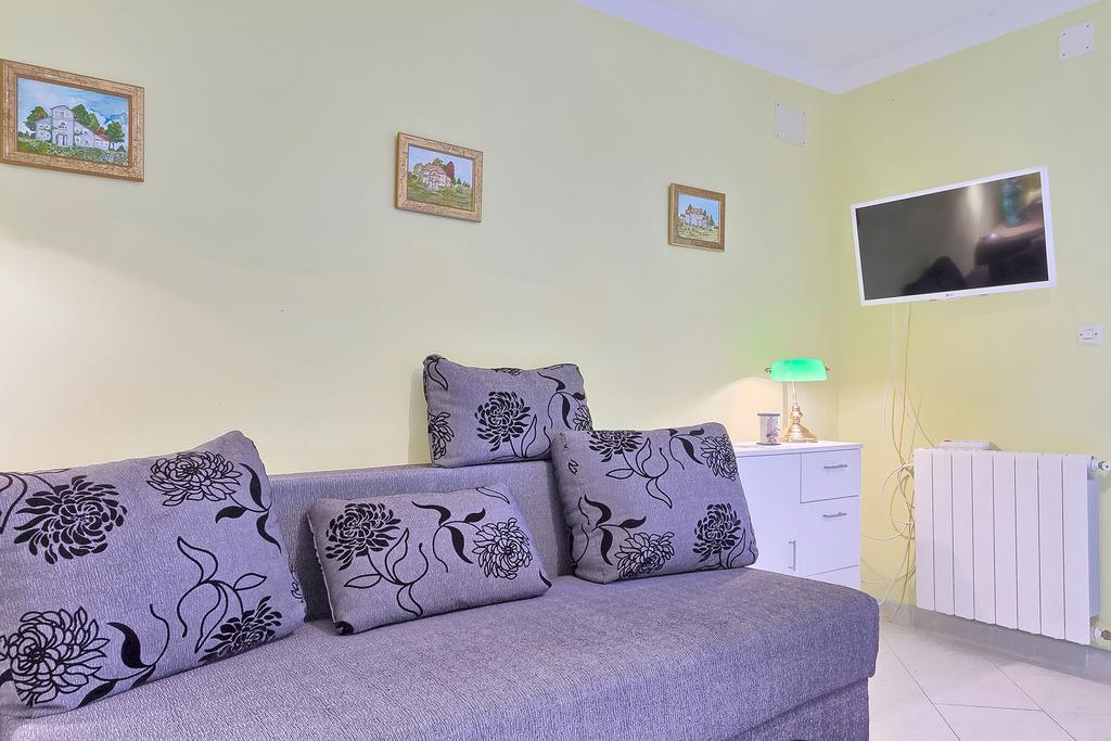 Apartments Valoda Nedeščina المظهر الخارجي الصورة