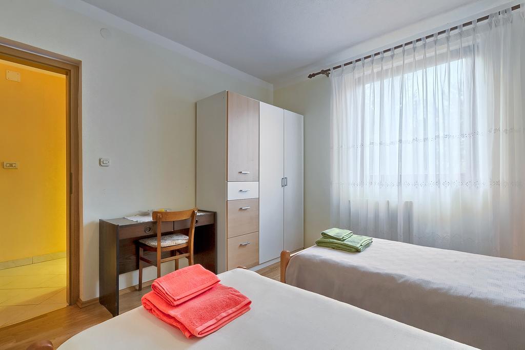 Apartments Valoda Nedeščina المظهر الخارجي الصورة